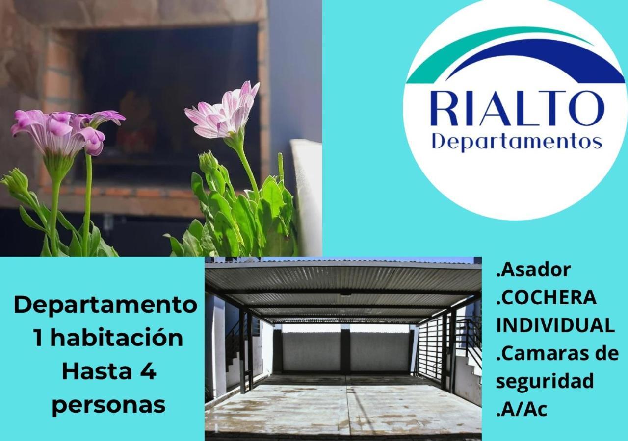 Rialto Dpto Cochera Cubierta Asador Individual Villa Mercedes Bagian luar foto